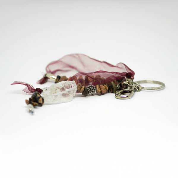 Bijoux de sac avec brut de quartz et rhodochrosite.