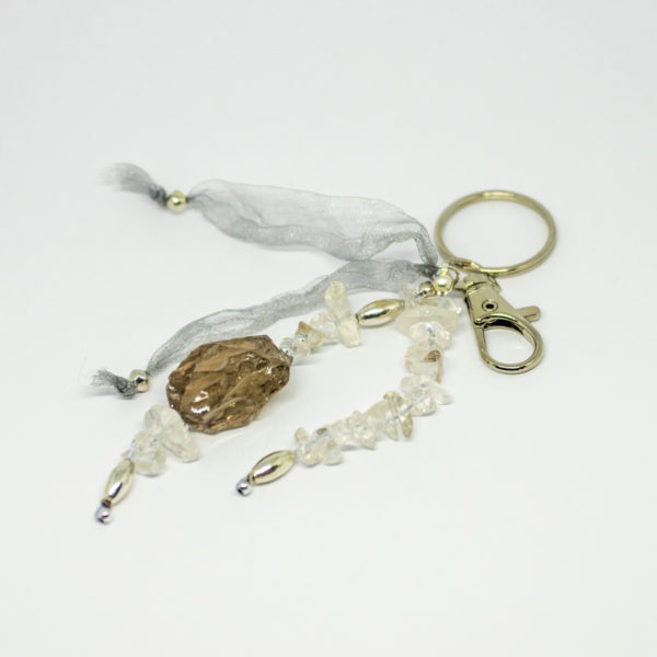 Porte-clé, brut de quartz et rhodochrosite.